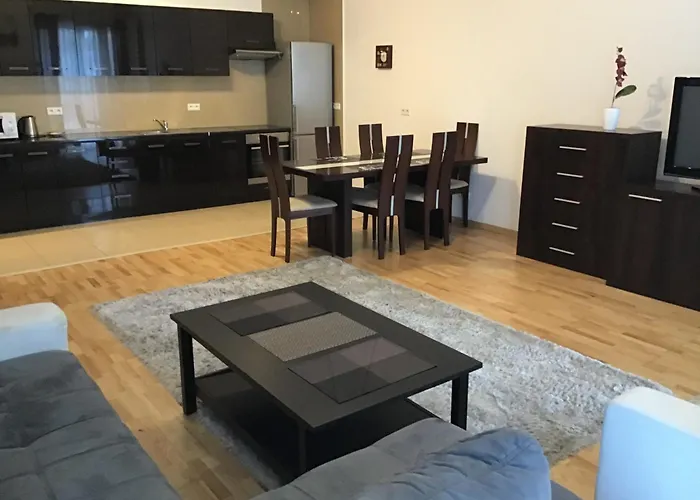 Platinum Towers Hotel Apartments
